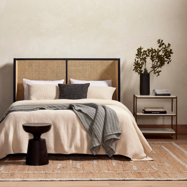 Valencia Wingback Cane Bed