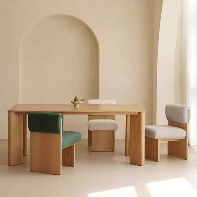The Pandora Dining Table