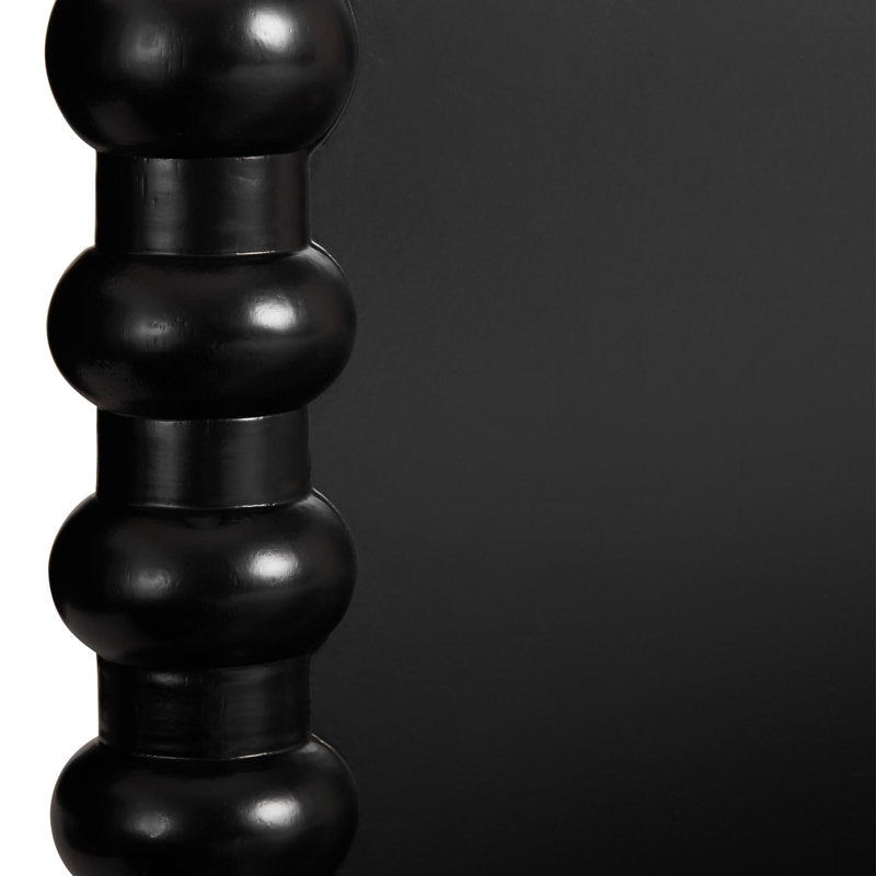 Arlette Spindle Bed